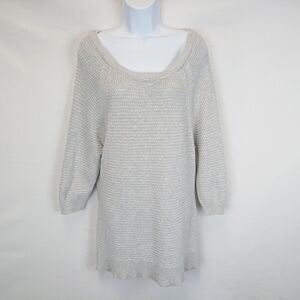 Lane Bryant 3/4 Sleeve Button Back Knit Sweater Minimalist Capsule Wardrobe